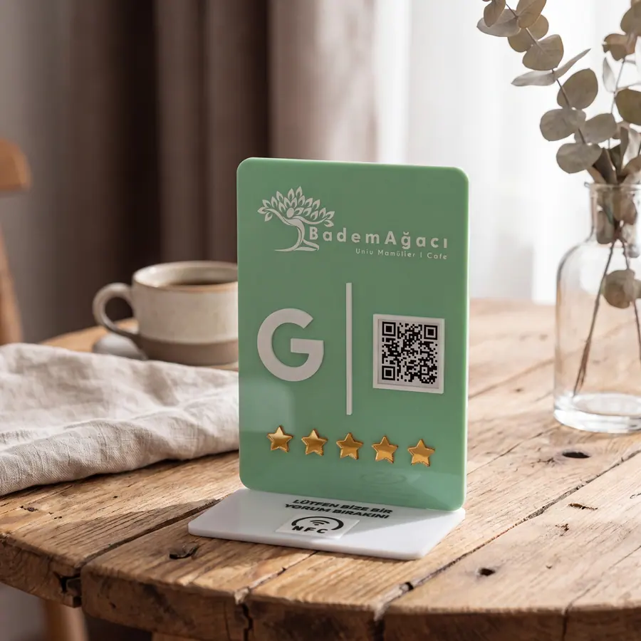 1 QR + 1 NFC örneği